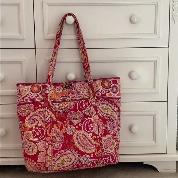Red Floral Vera Bradley Tote - Picture 1 of 4